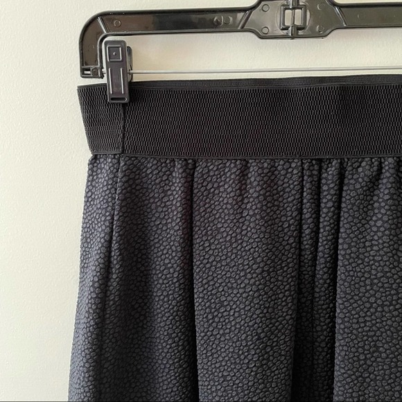 Rinascimento Pebble Textured Fit and Flare Skirt - Picture 2 of 5